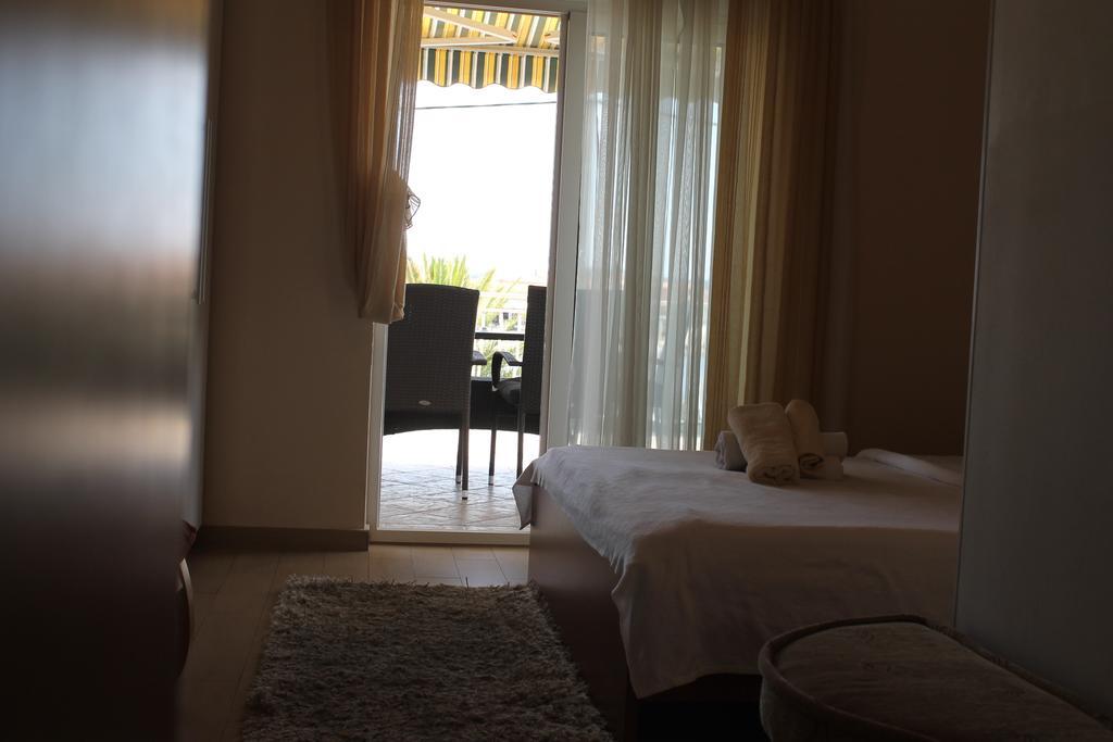 Apartments Roko Kolinda Bibinje Εξωτερικό φωτογραφία