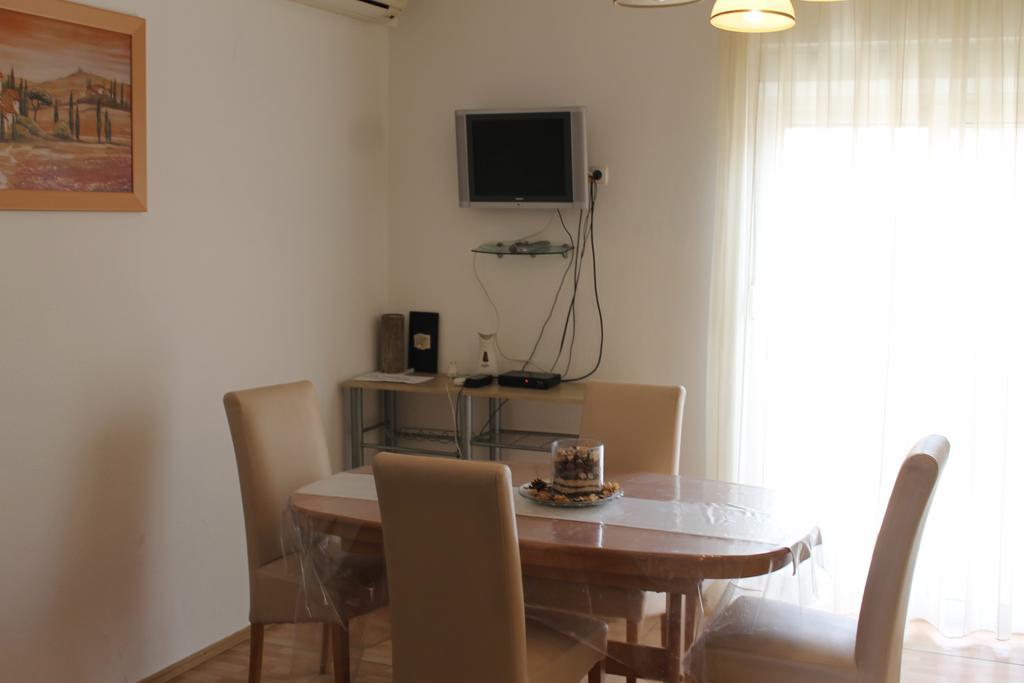 Apartments Roko Kolinda Bibinje Εξωτερικό φωτογραφία