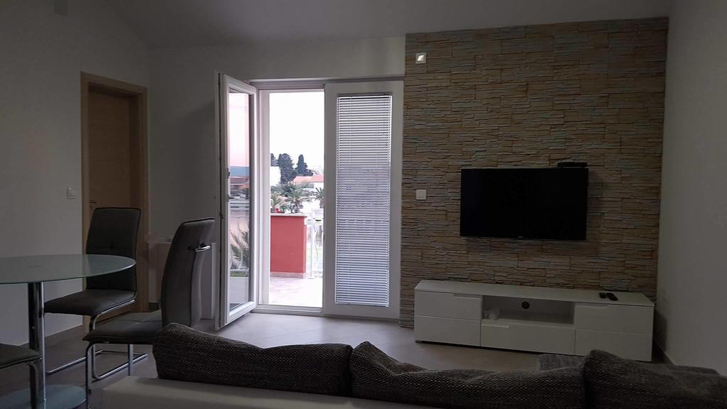 Apartments Roko Kolinda Bibinje Εξωτερικό φωτογραφία