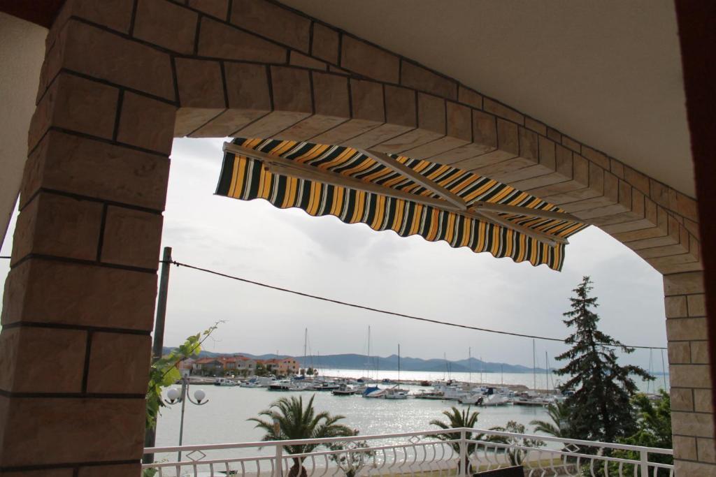 Apartments Roko Kolinda Bibinje Εξωτερικό φωτογραφία